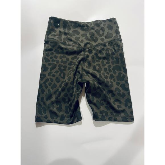 Nike shorts - Picture 2 of 7